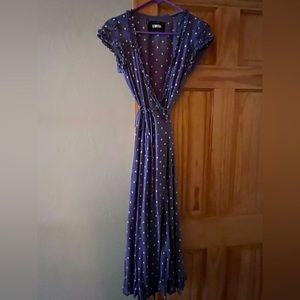 Reformation Gwenyth Wrap Midi Dress in Voila Polka Dot Size4